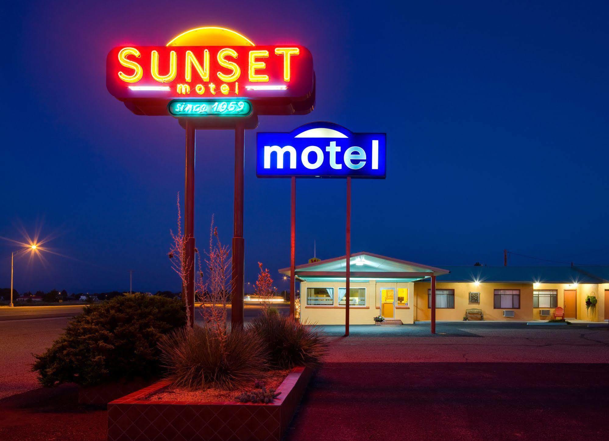 Sunset Motel Moriarty ภายนอก รูปภาพ