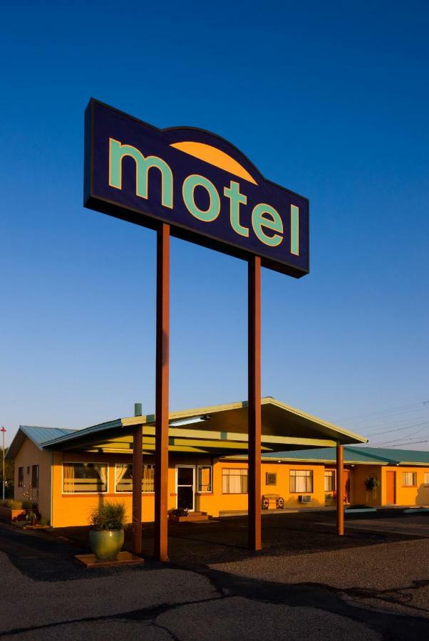 Sunset Motel Moriarty ภายนอก รูปภาพ