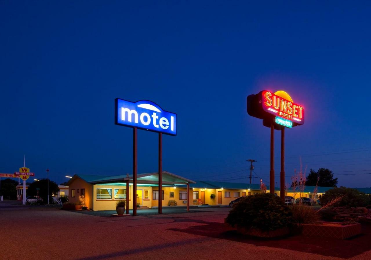 Sunset Motel Moriarty ภายนอก รูปภาพ