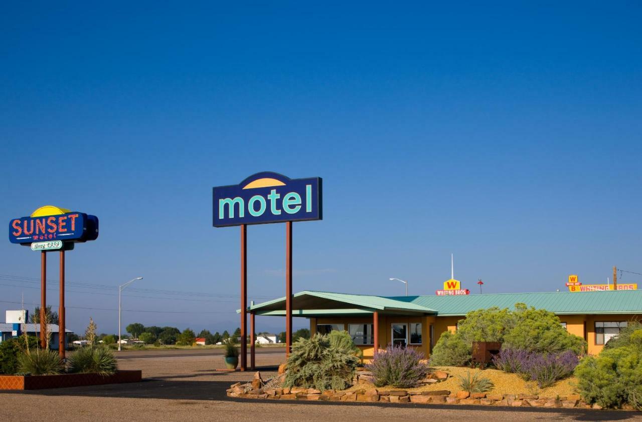 Sunset Motel Moriarty ภายนอก รูปภาพ